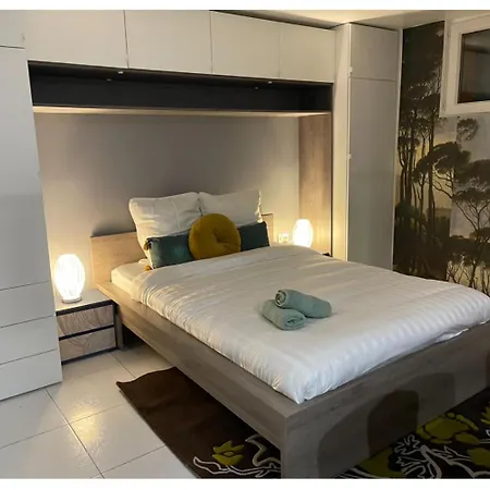 Apartman Studio Confortable 5' Metro *
